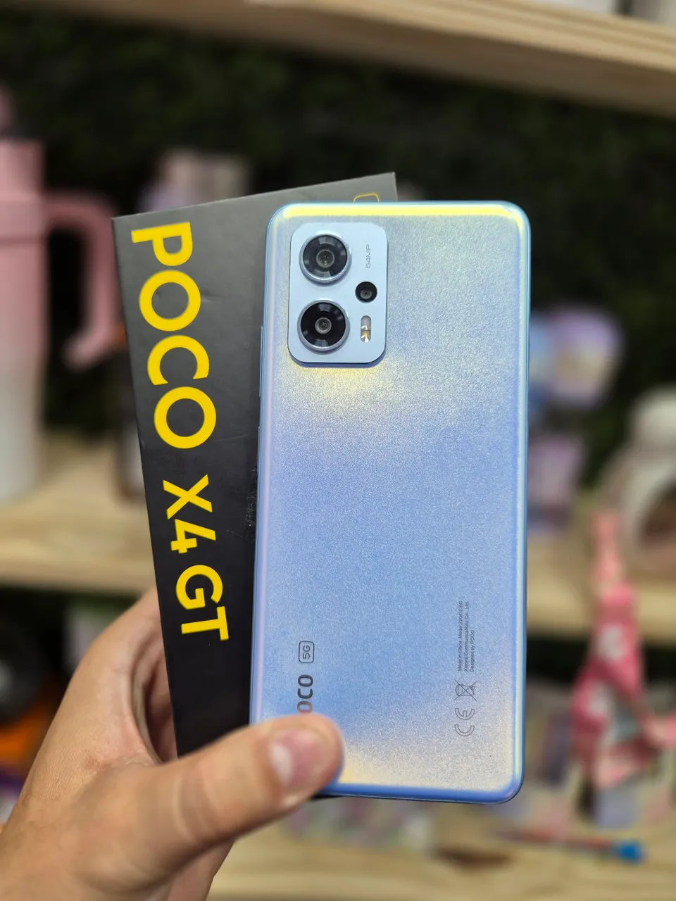 Poco X4 GT 5G, 128/8GB, cor prata, seminovo, tela de 144hz, acompanha caixa e acessórios.
