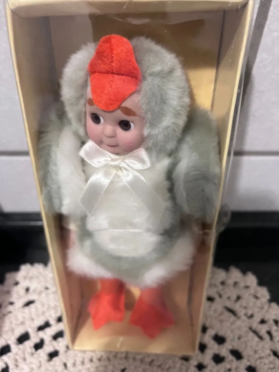 Boneco d e porcelana patinho feio. - Foto 3