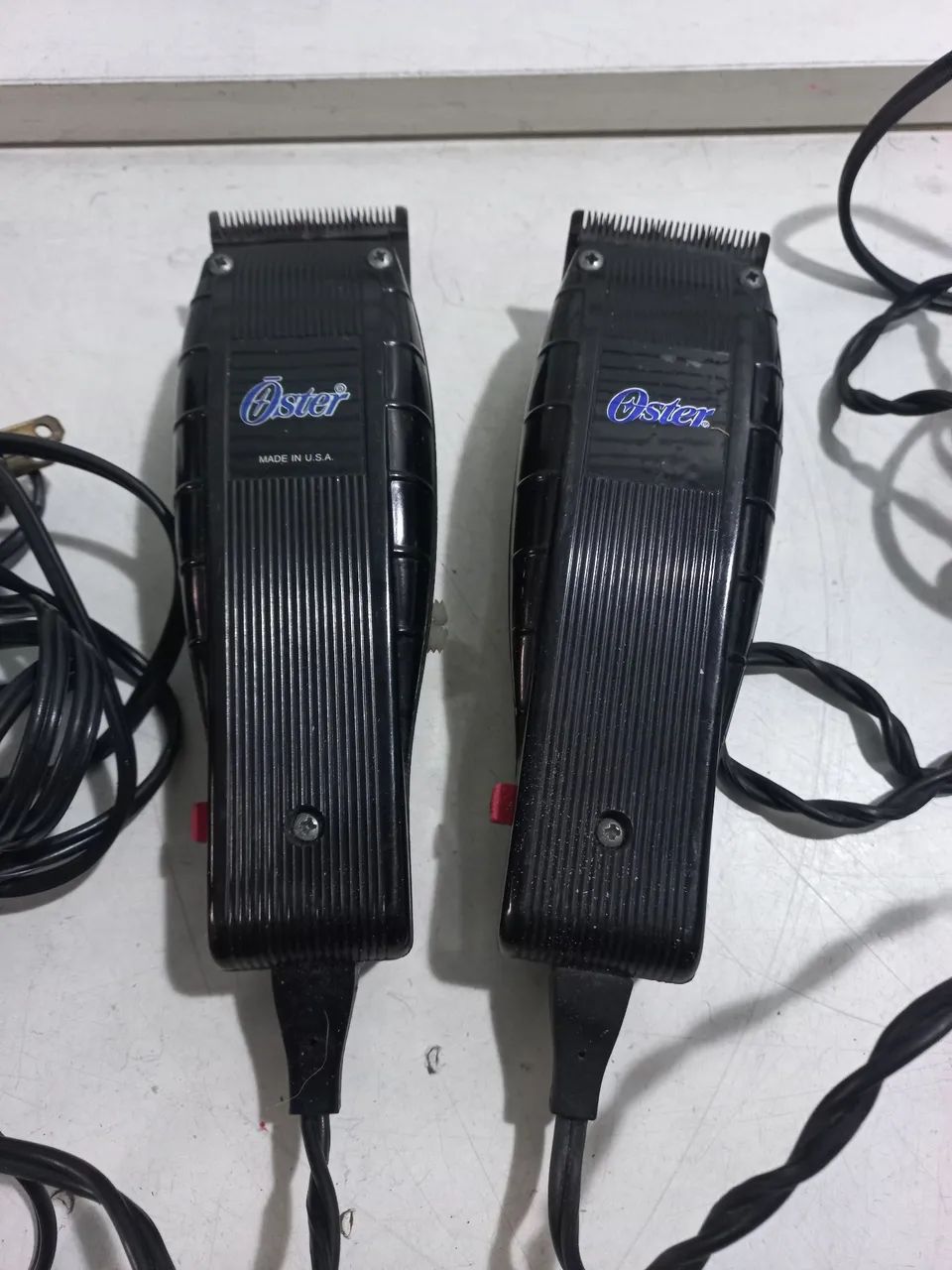  2 Máquina de cortar cabelo Oster