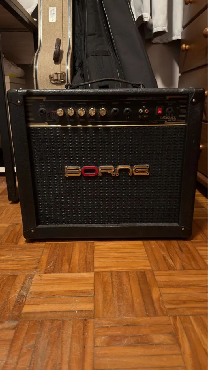 Amplificador de Guitarra Borne 1050