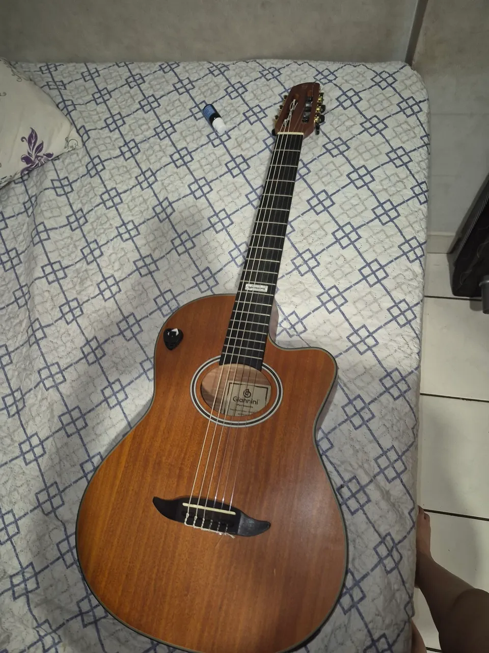 Violão Giannini Elétrico Cutaway