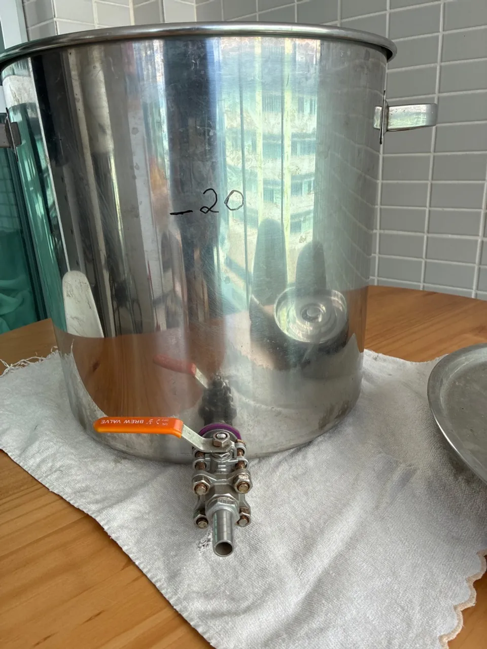 Panela de Aço Inox com Torneira para Cerveja Artesanal 20L