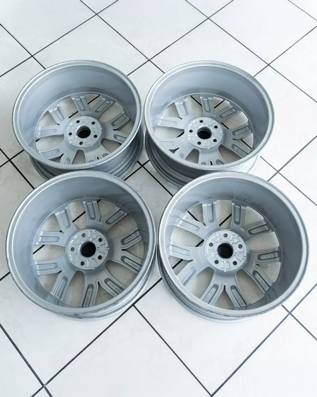 rodas 18 tiguan originais vw 5x112 golf jetta  - Foto 5