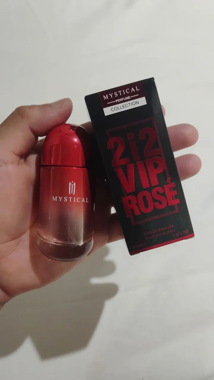 Perfume 212 VIP Rosé Mystical Collection