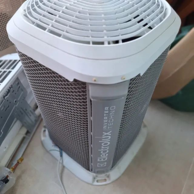 Ar-Condicionado Electrolux Inverter Split 12.000 Btus Quente/Frio - Foto 2