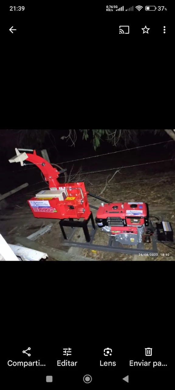 Ensiladeira Nogueira EN 9 motor 10 cv diesel
