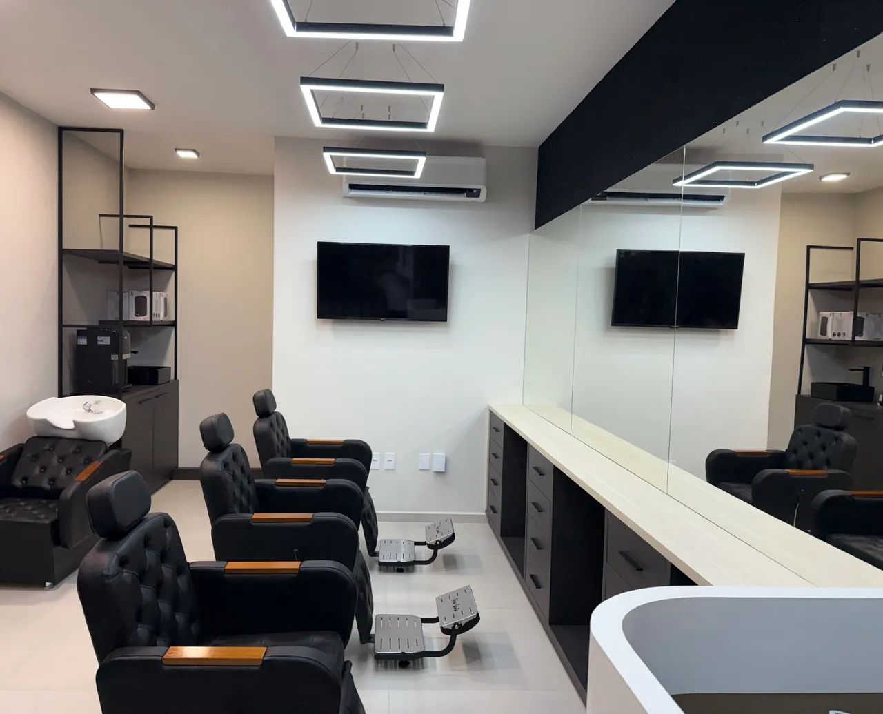 Repasse de barbearia completa e funcionando 