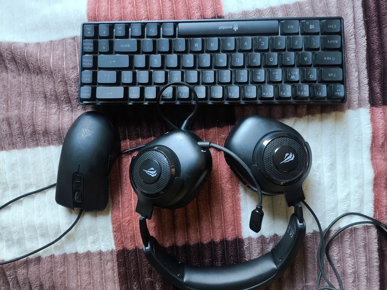 Notebook Acer nitro V15 usado  - Foto 4