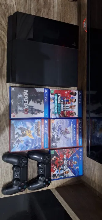 PS 4