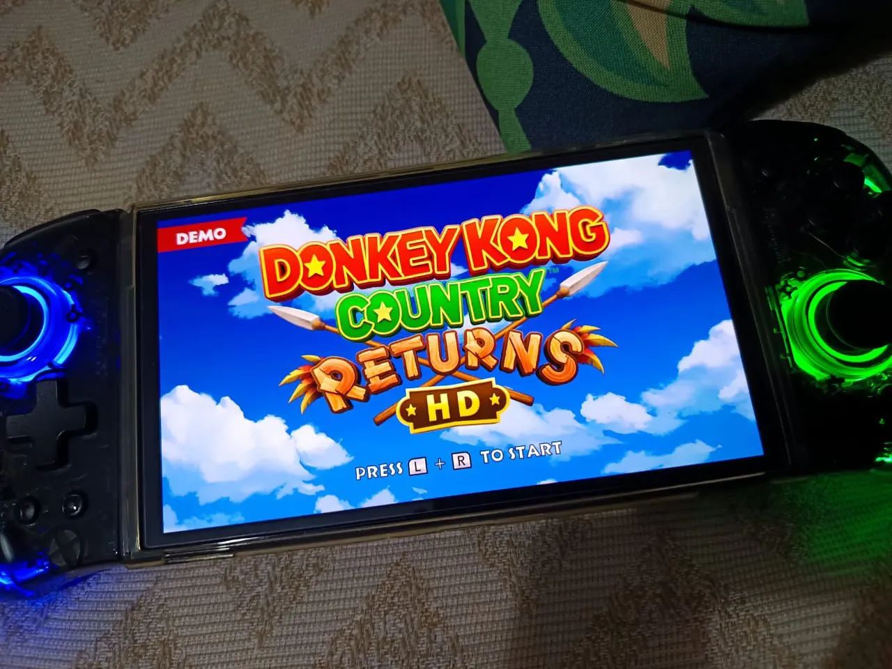 nintendo sw oled 500gb desbloq + 2 controles64315487761537124