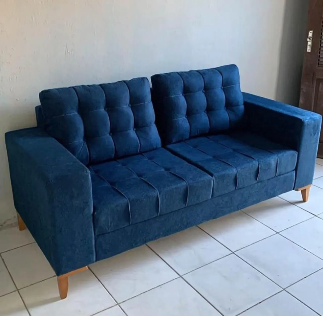 Sofá retrô 3 Lugares + frete grátis = Direto da fábrica