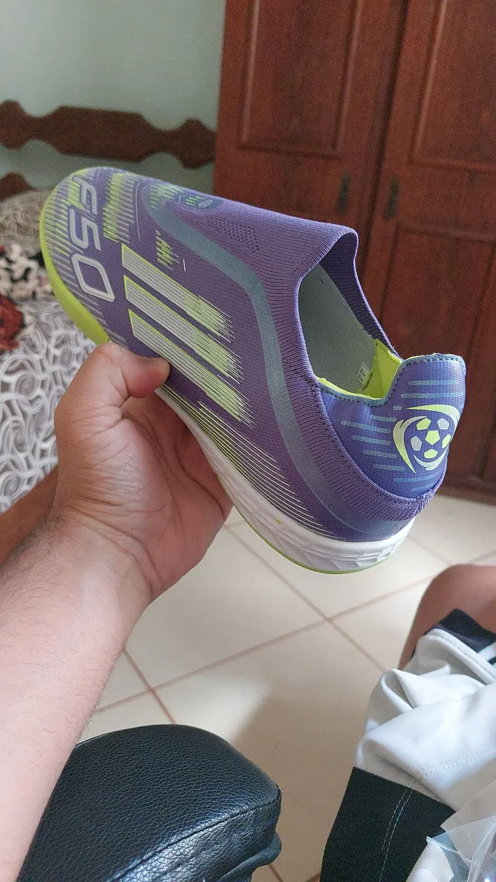 Chuteira F50 Adidas - Nova!