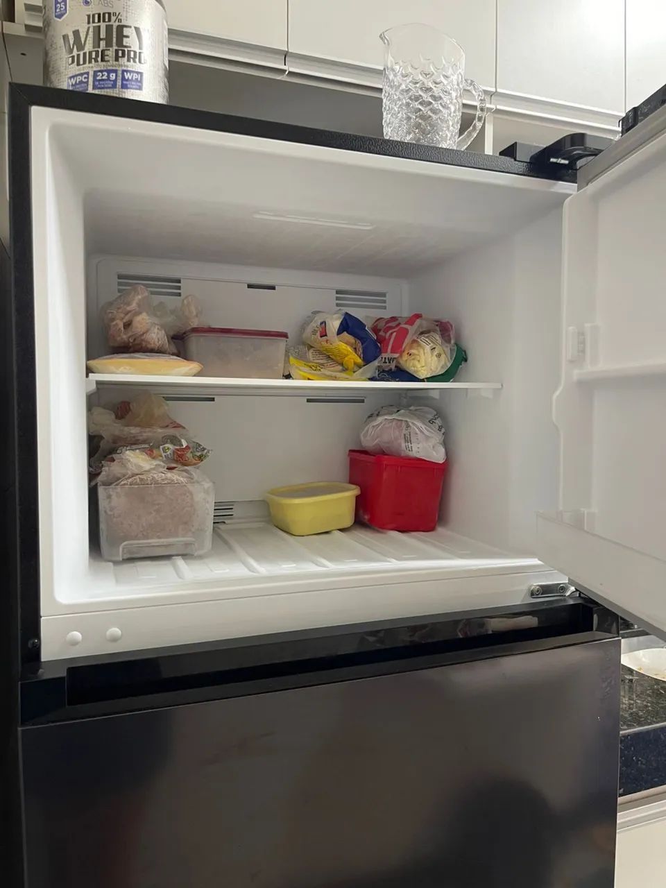 Vendo Geladeira Inox Midea 411L - Foto 2