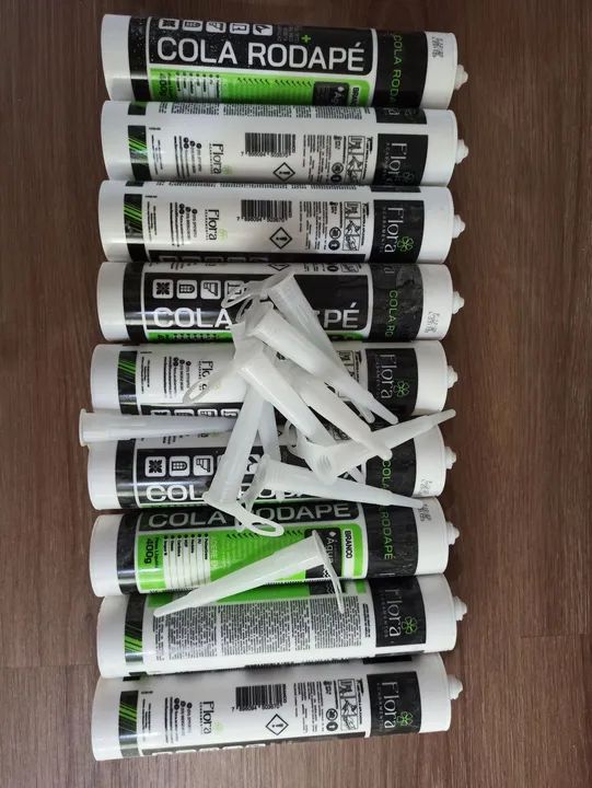 9 tubos de Cola para Rodapé Flora - 400g - Branco