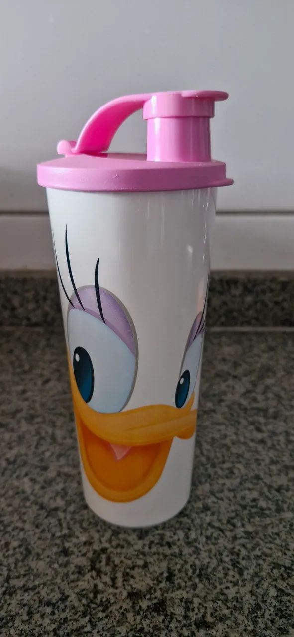 3 copos com tampa Disney da Tupperware - Foto 4