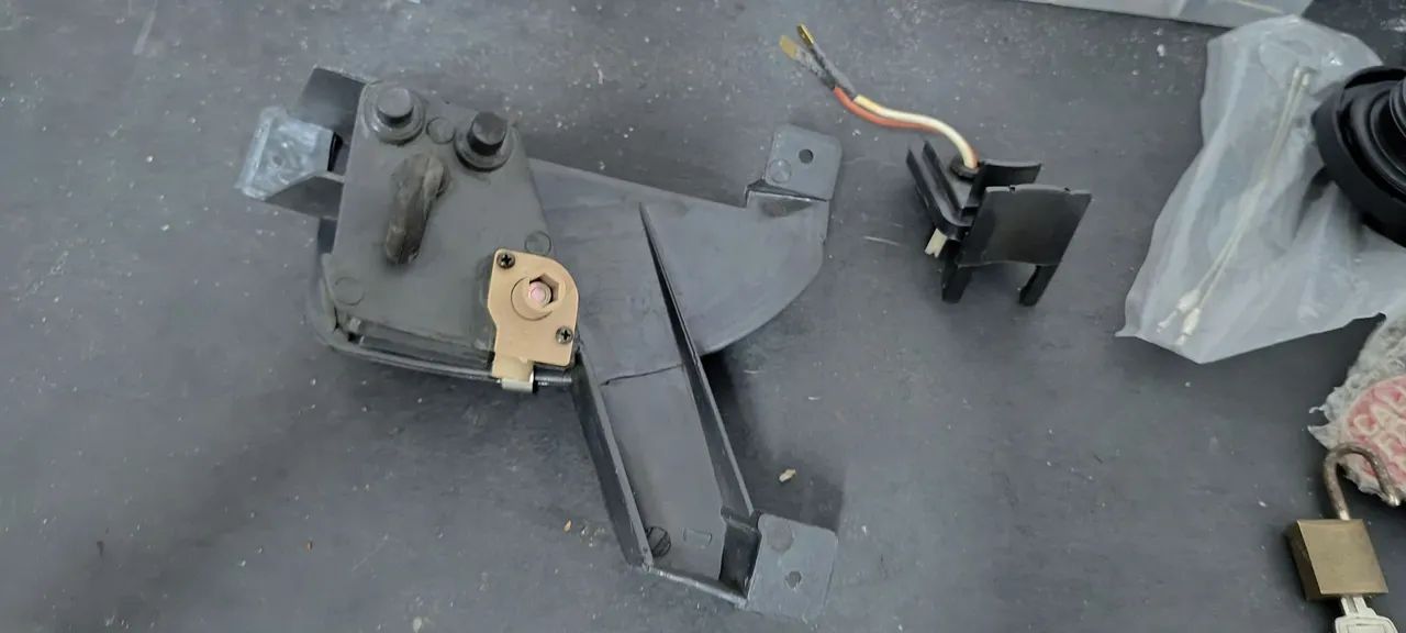 Farol de neblina Ford Ka XR Ld. Direito - Foto 5