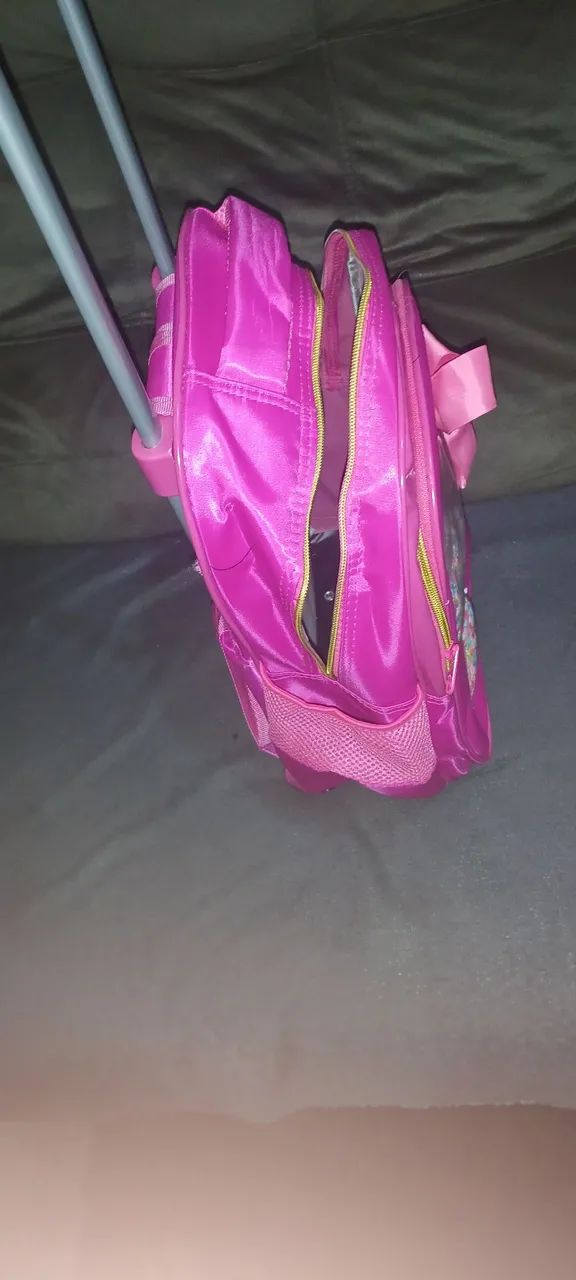 Mochila de Rodinhas Barbie Rosa - Foto 5