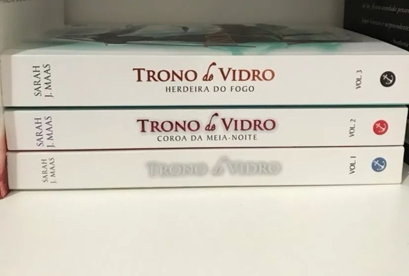 Trono de Vidro - Sarah J. Maas - Livros 1, 2 e 3