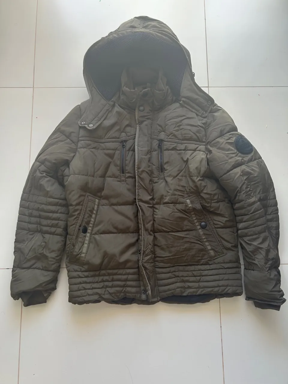 Jaqueta de Inverno com Capuz - Verde Militar