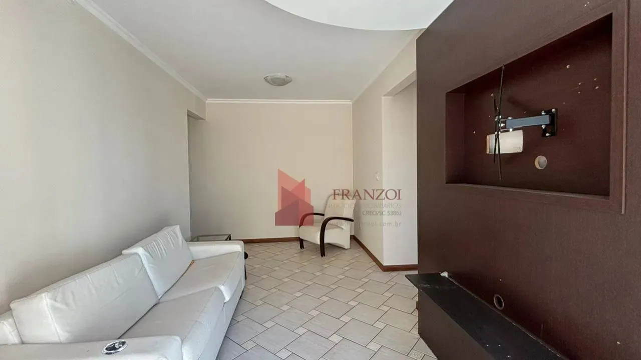 LOCAÇÃO: Loft MOBILIADO no Centro de Itajaí/SC