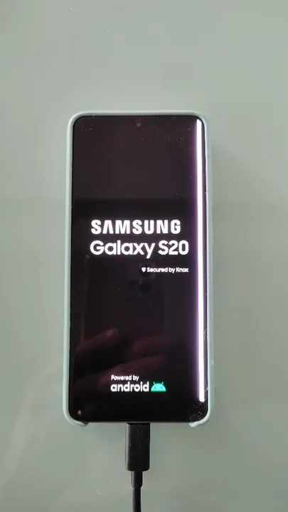 Samsung Galaxy S20 - Tela quebrada  - Foto 2