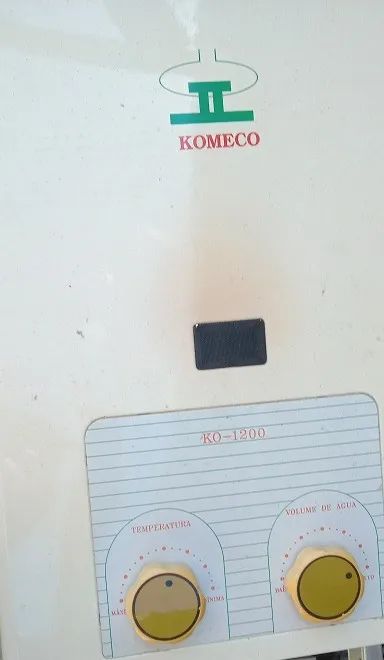 Aquecedor de aguá a gás Komeco (usado)