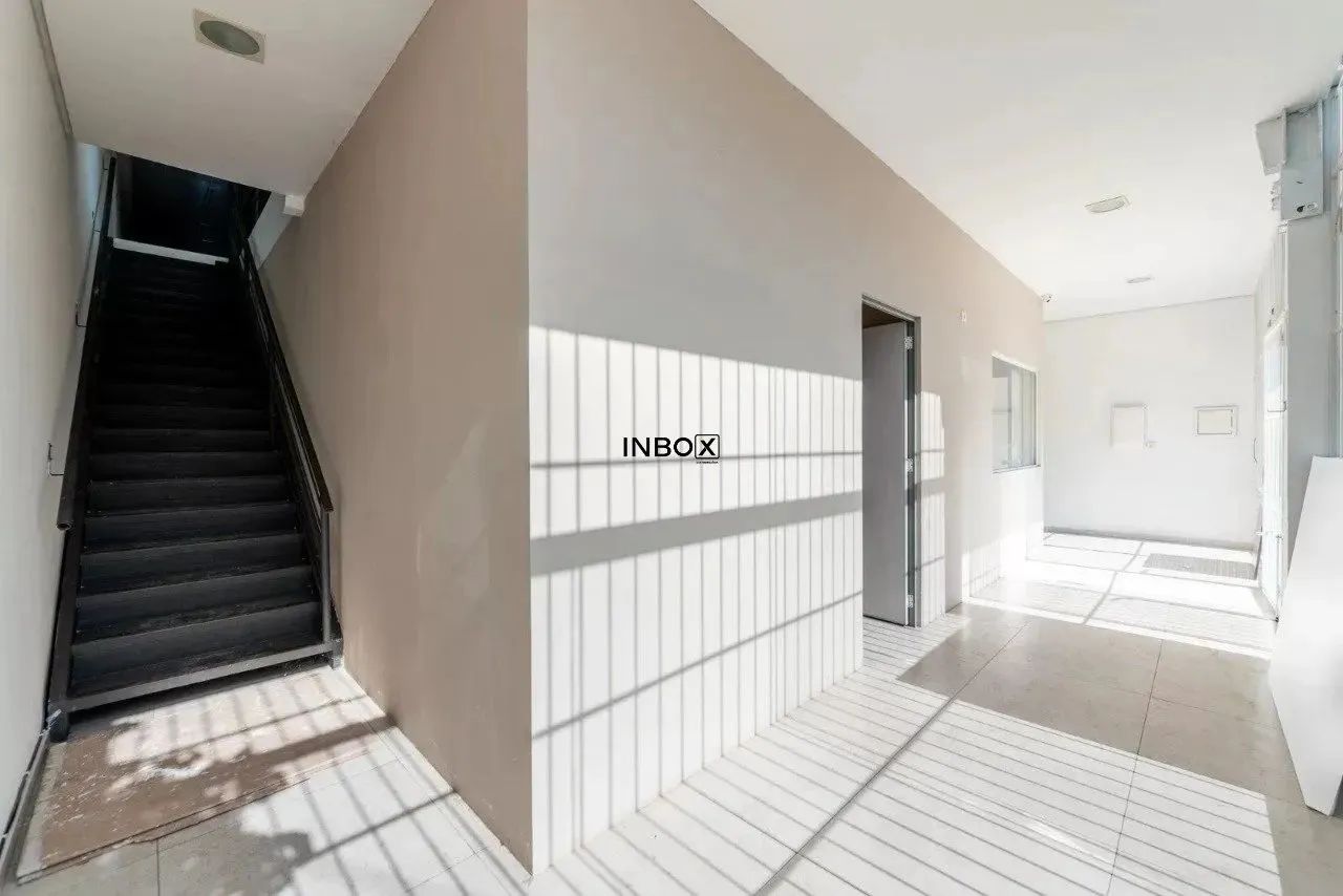 Prédio Comercial com 500m², Fachada de Vidro e Climatização Instalada - Foto 3