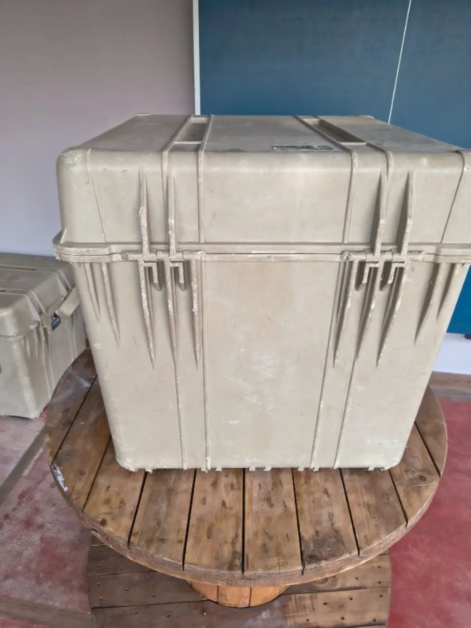 Container Pelican Militar USA 670 x 670 x 630 mm - Caida de Ferramentas - Armazenamento - Foto 3