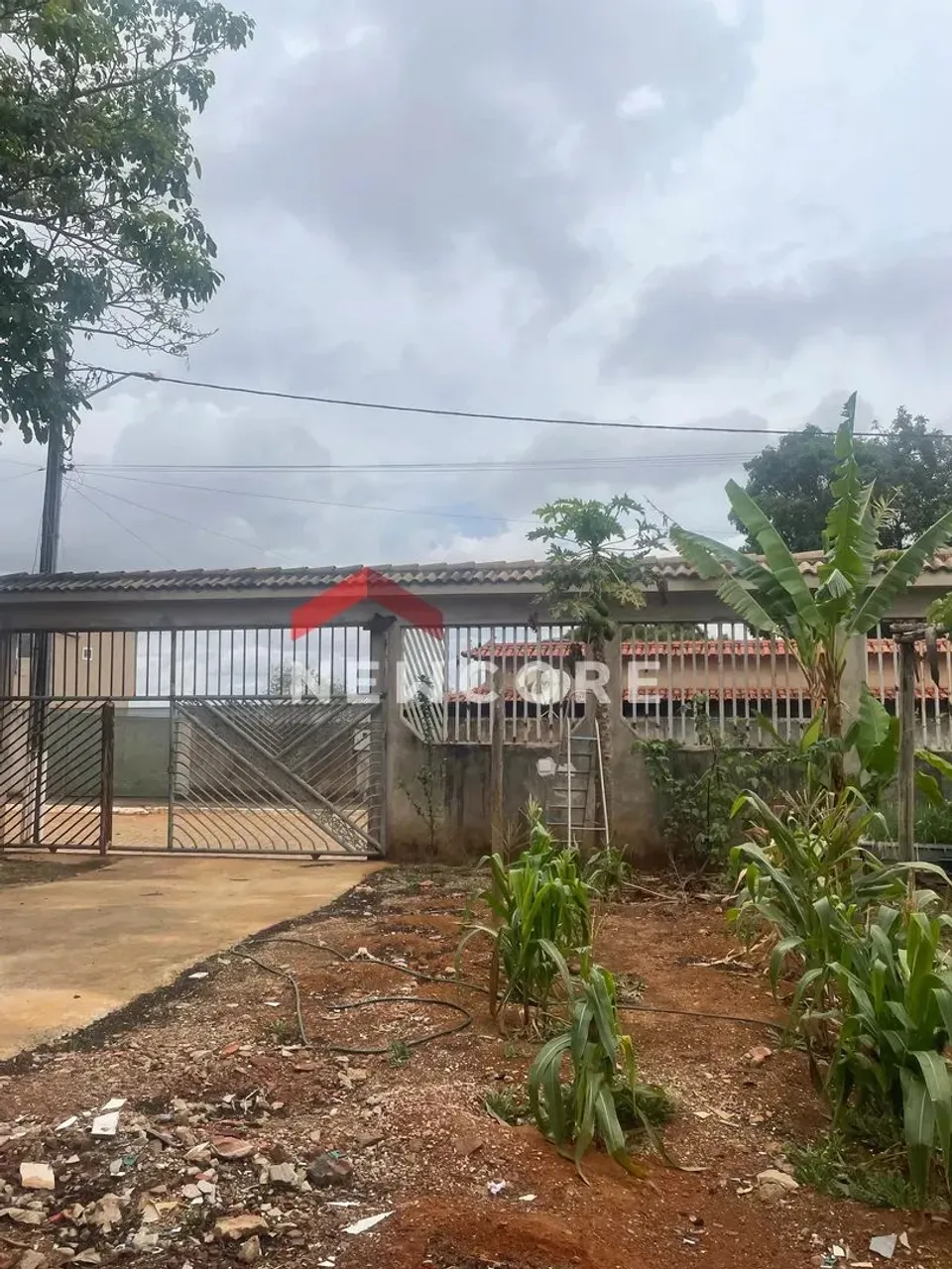 Casa de condomínio em Rodovia DF-001 - Brazlândia - Brasília/DF