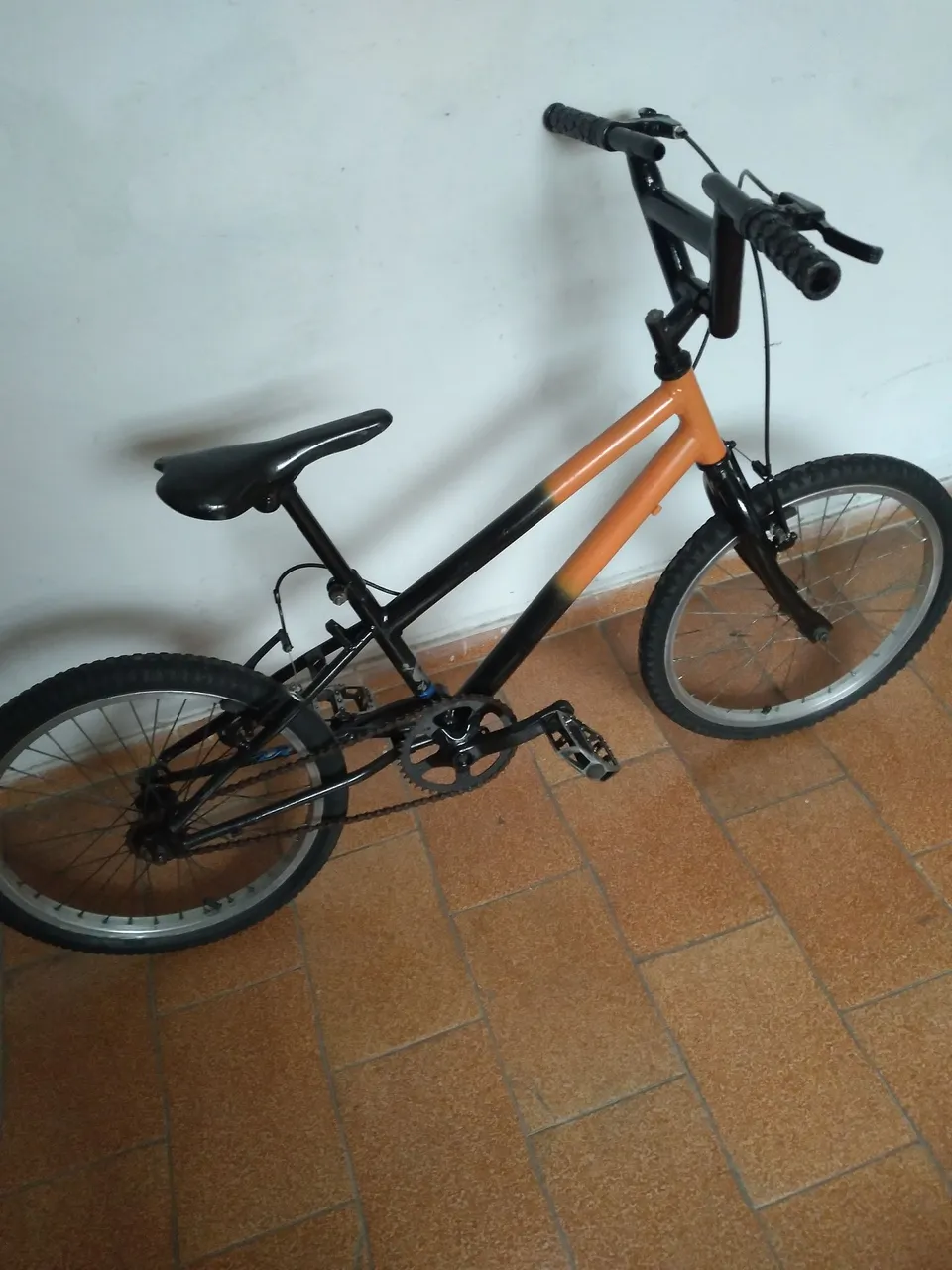 Cross aro 20