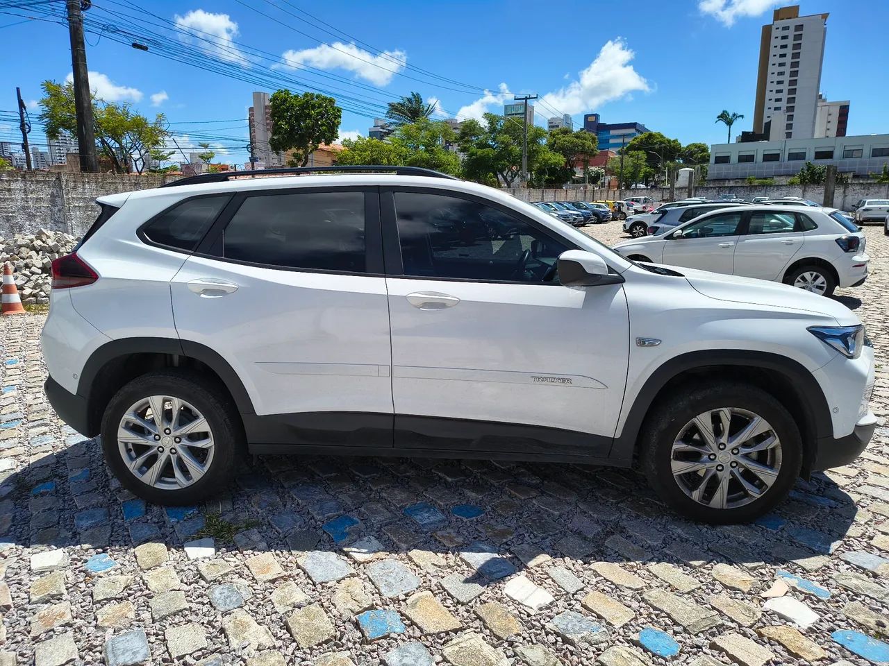 Tracker LTZ turbo automático 2024 completo. Carro extra! Apenas 16mil km - Foto 4