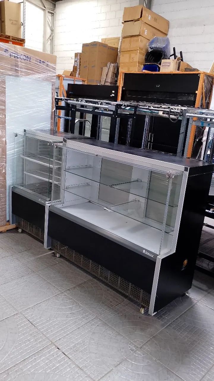 Vitrine 75 cm quente 1.40 neutra * Usada 