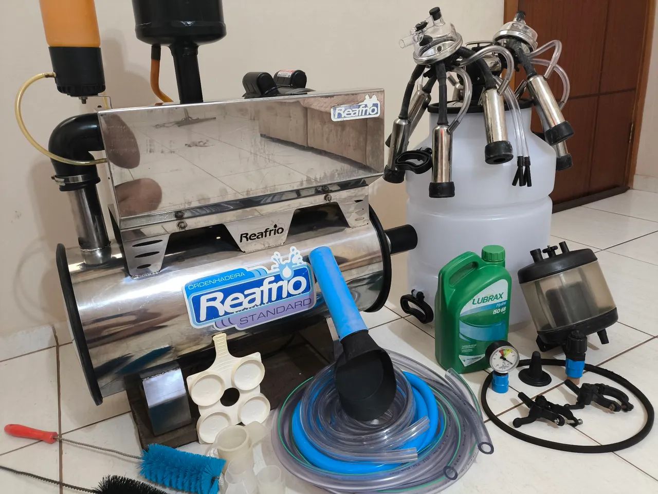 Vendo Ordenhadeira Completa Reafrio 