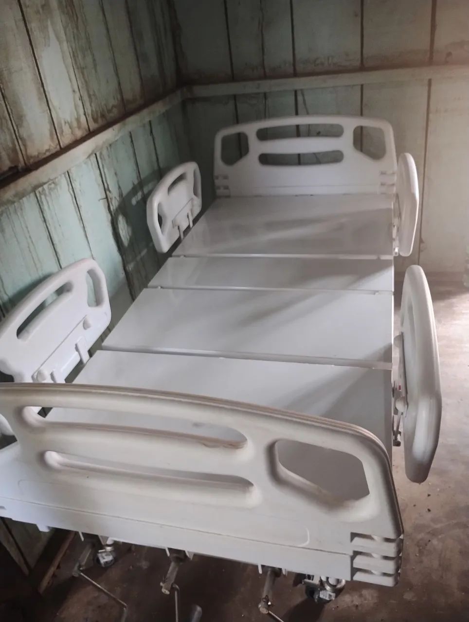 Cama Hospitalar Elevação 3 Manivelas, com colchao - Foto 2