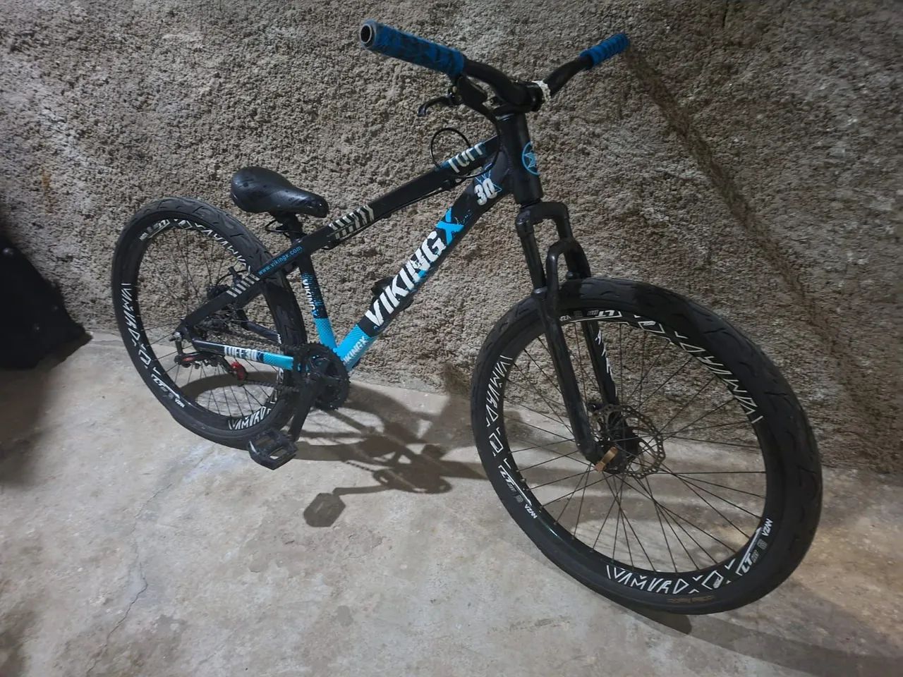 Bicicleta VikingX tuff 30