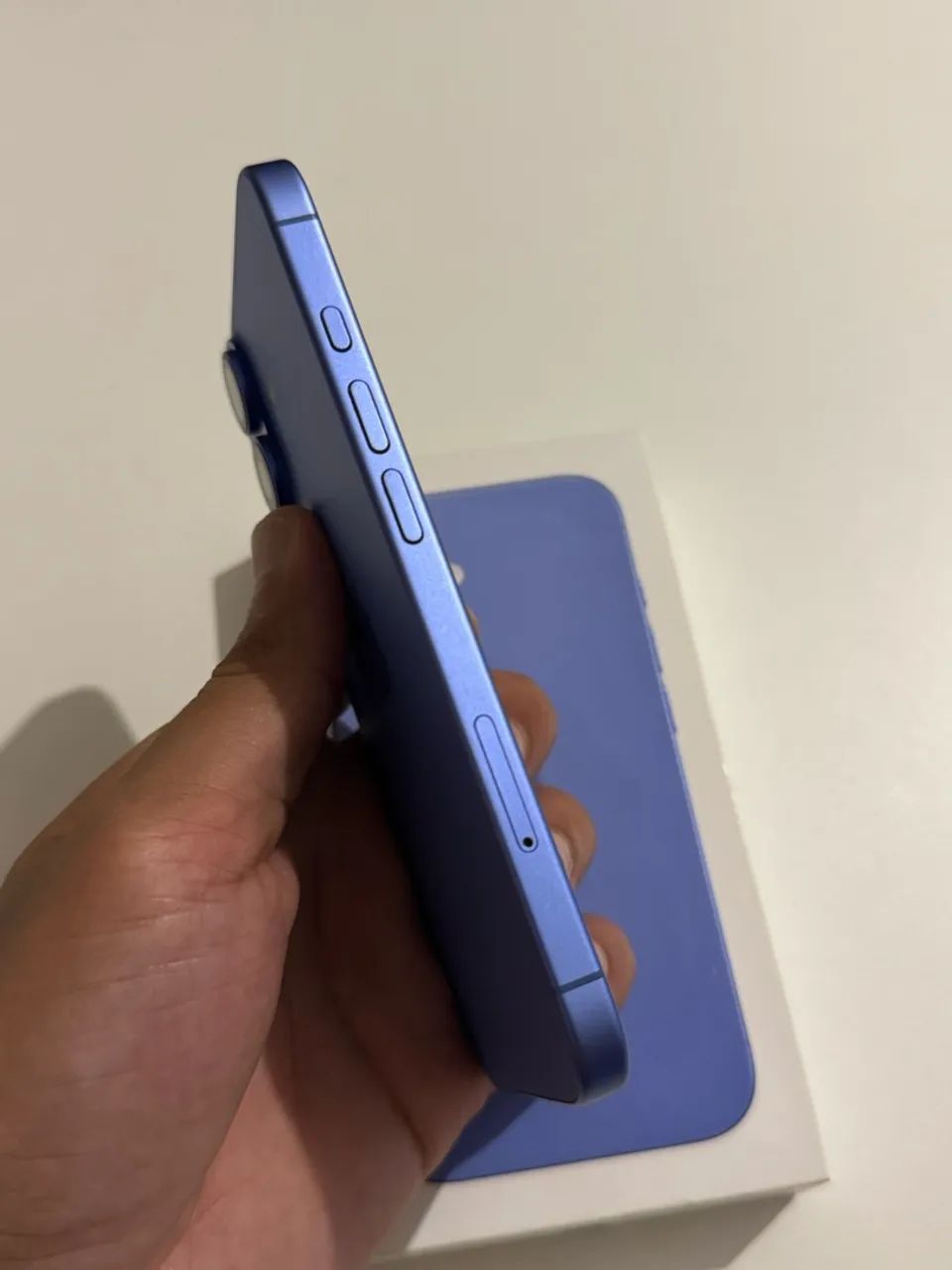 iPhone 16 128gb ultramarino - Foto 4