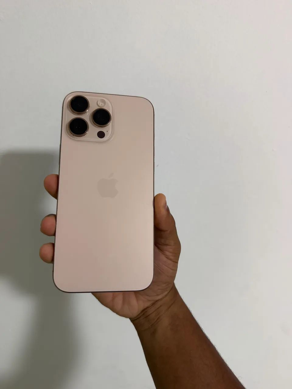 16 Pro Max, Desert titanium 256 Gb - Foto 3