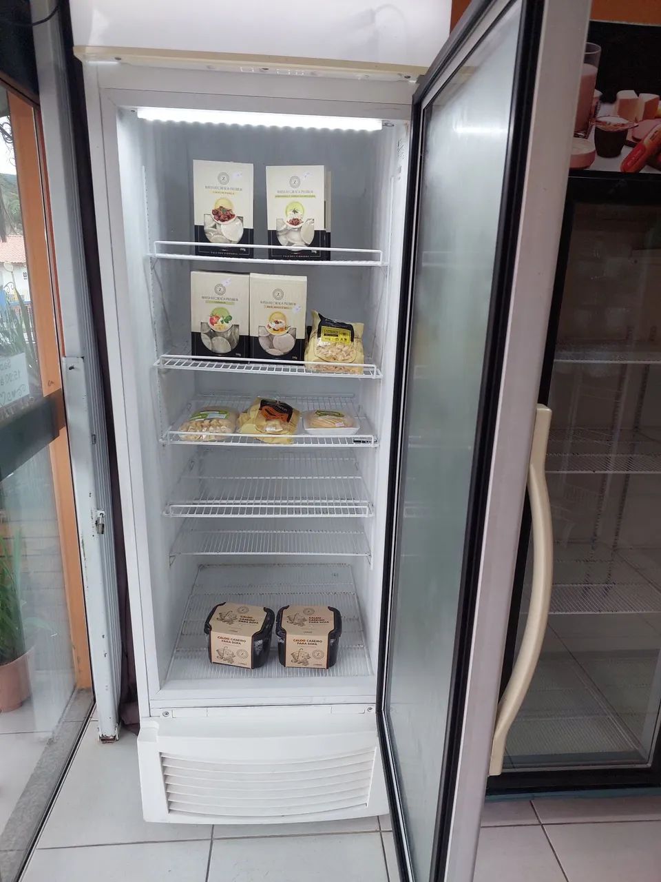 Freezer Expositor Vertical 1 porta - Foto 2