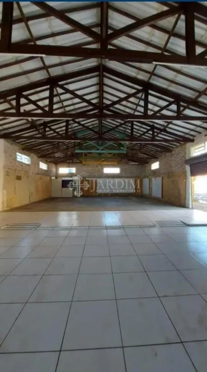 BARRACÃO | COMERCIAL | DOIS CORREGOS - Foto 4