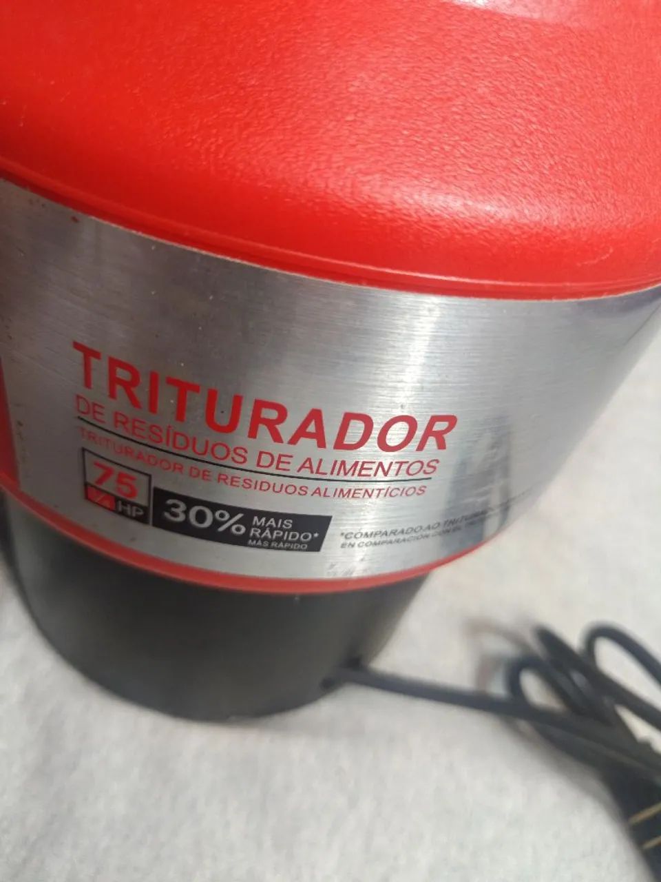 Triturador Franke. O único teste foi ligar na tomada e apertar o botão reset.  Fez som - Foto 2