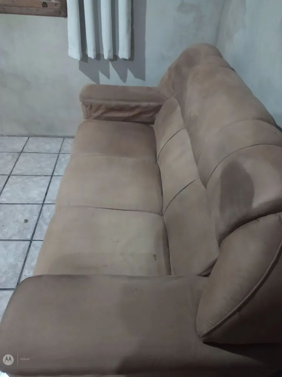 Vende-se sofá 3 lugares simples  - Foto 3