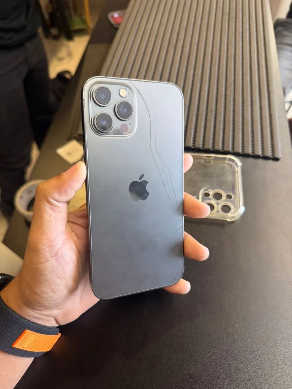 iPhone 12 Pro Max 256GB Cinza - Celulares e Smartphones