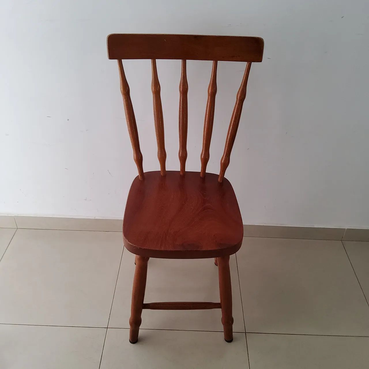 Vendo cadeiras de madeiras!