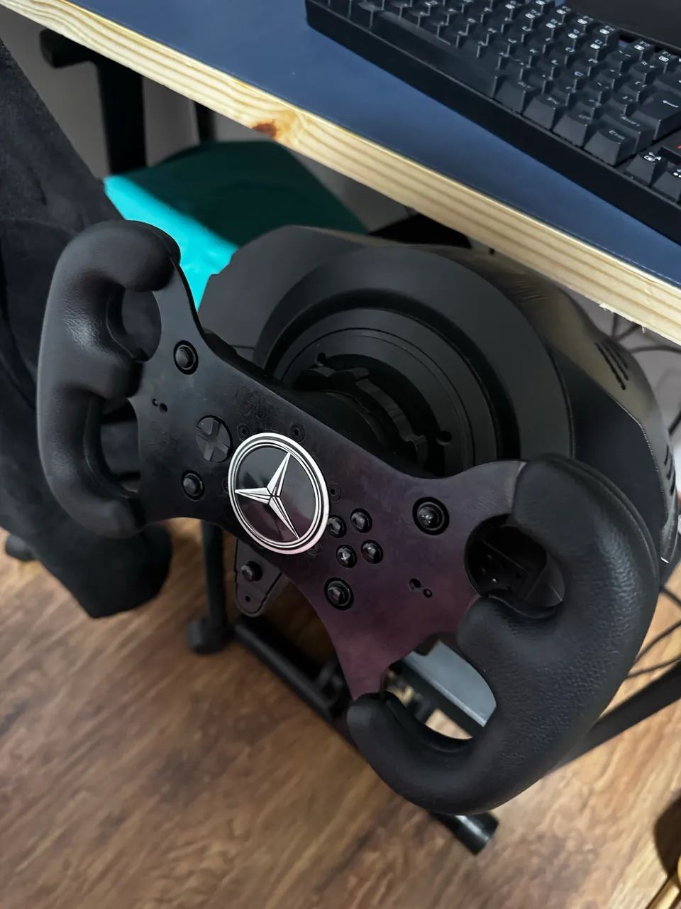 Thrustmaster T300 GT + 3 Aros + Pedais  - Foto 2