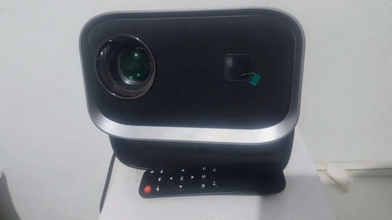 Projetor top 4k com unitv vitalicio - Foto 3