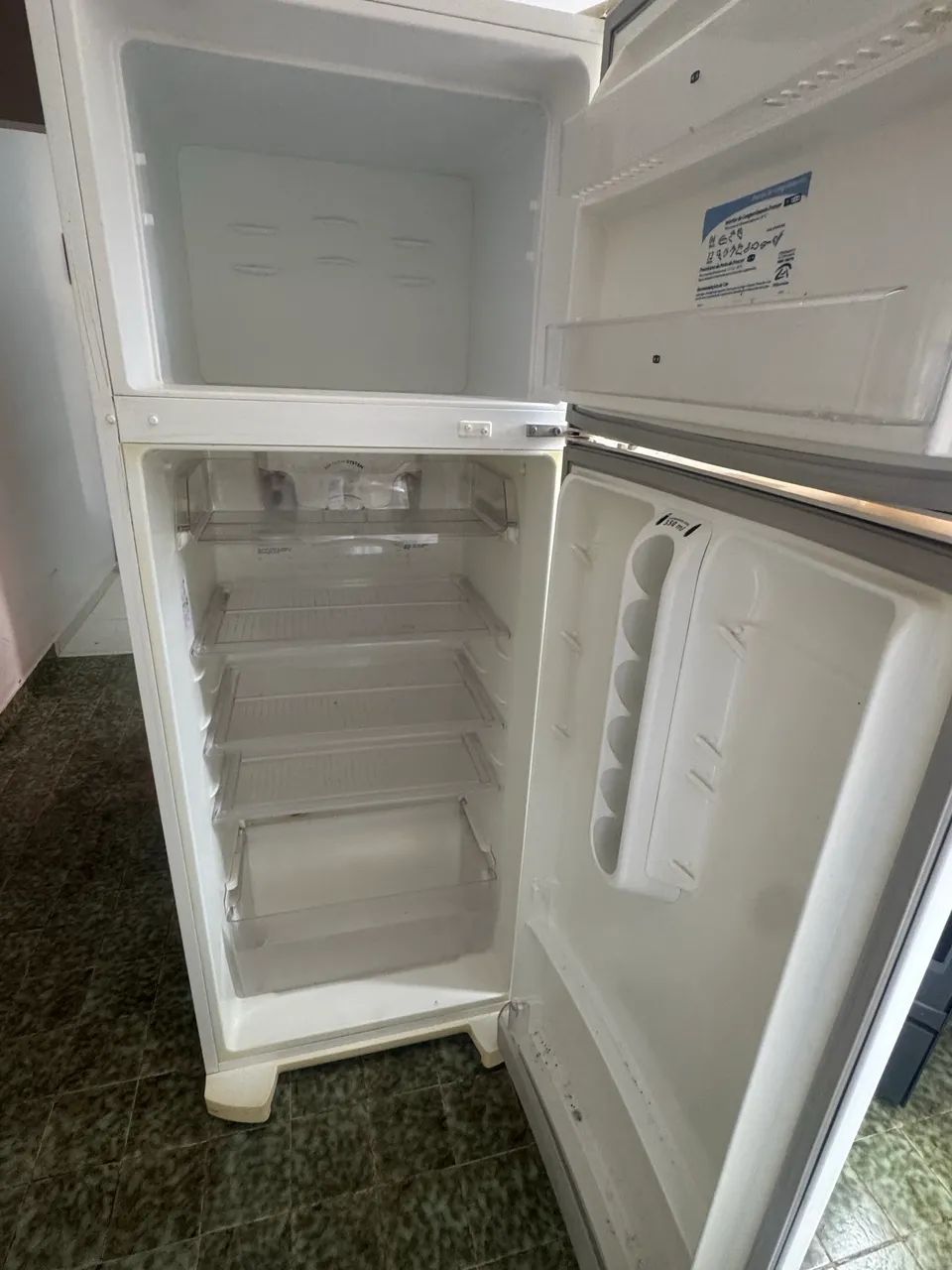 GELADEIRA ELETROLUX DC 47 - DUPLEX