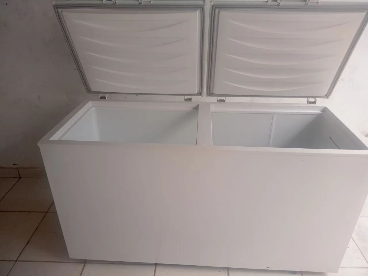 FREEZER DE 2 TAMPAS GELOPAR 