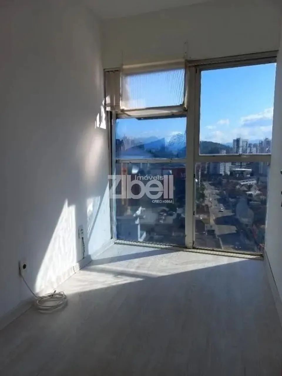 SALA no CENTRO com 0 quartos para LOCAÇÃO, 42 m² - Foto 4