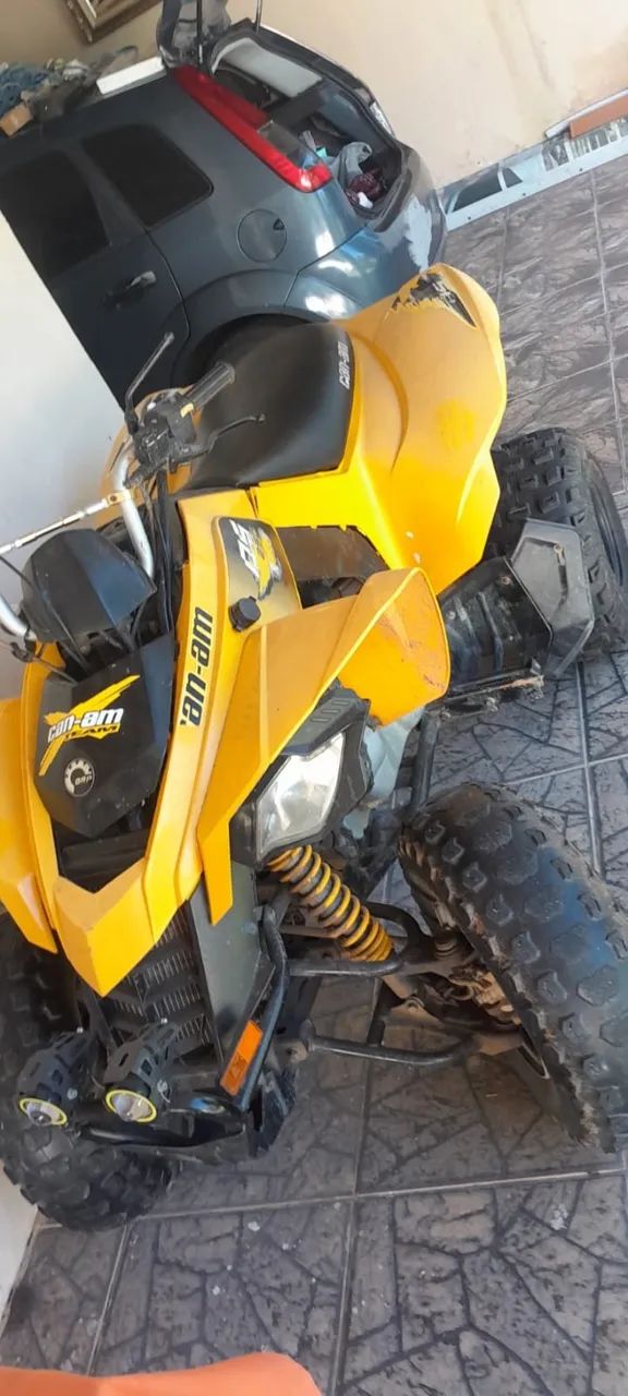quadriciclo can am 250 com capa - Foto 2