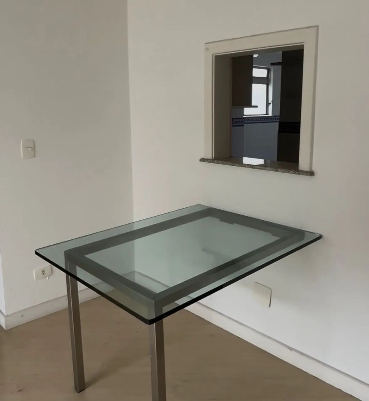Mesa e 2 cadeiras  - Foto 2